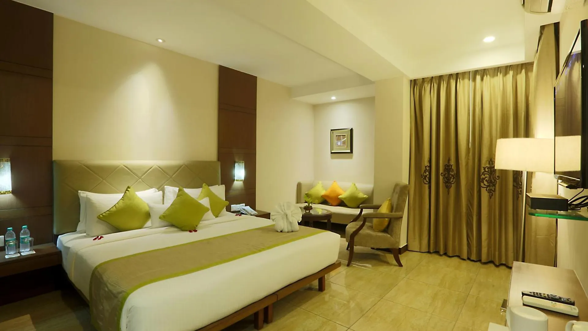 Hotel Suryaa Palace By East End Delhi Airport New Delhi