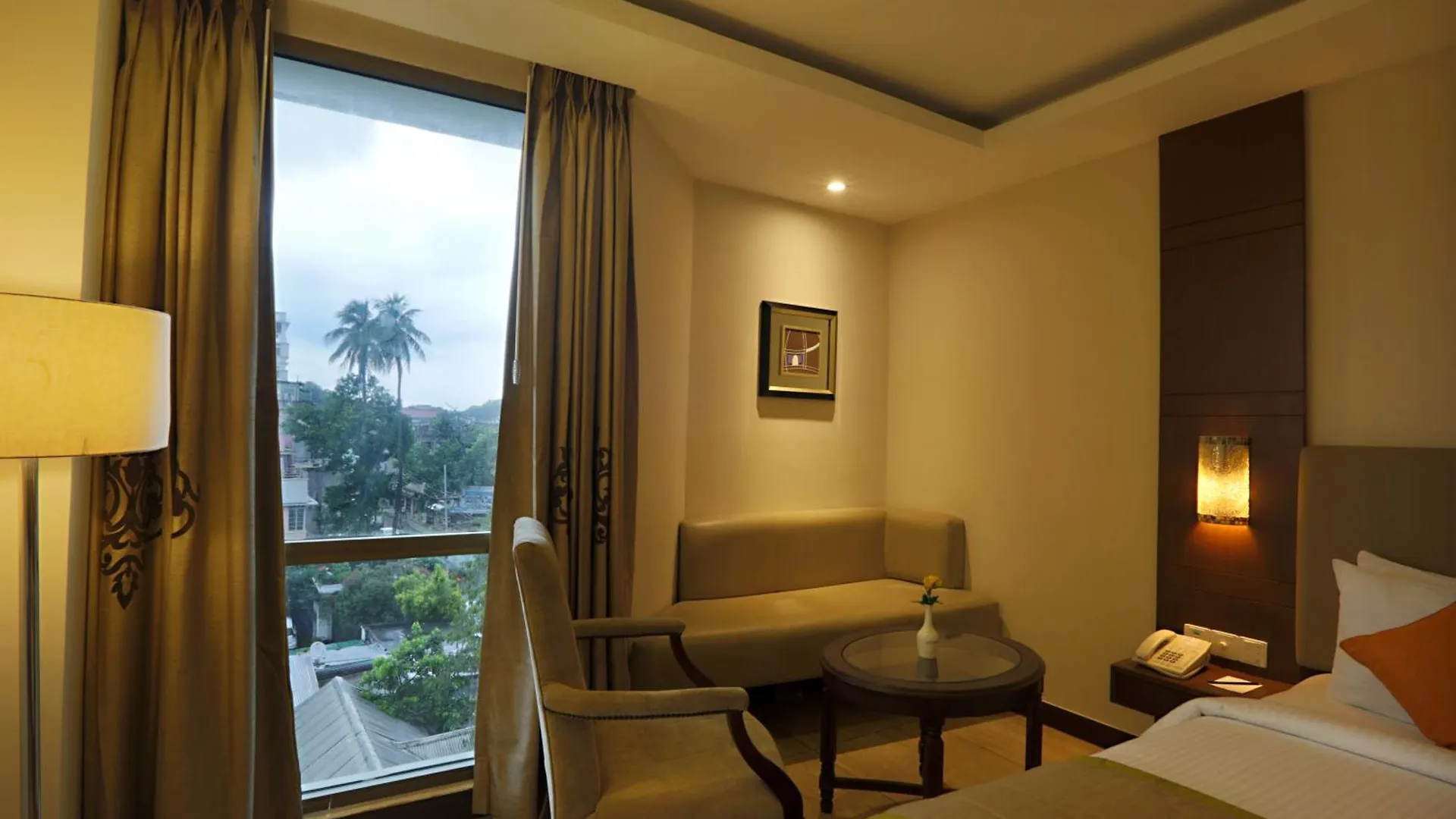 Hotel Suryaa Palace By East End Delhi Airport New Delhi