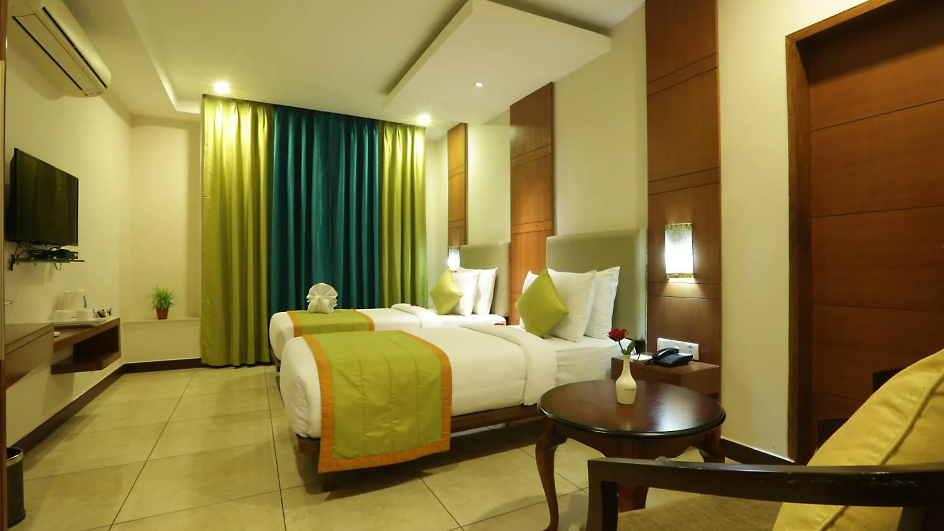 Hotel Suryaa Palace By East End Delhi Airport New Delhi